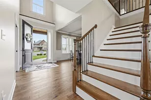 1017 Skyline Dr, Cecil, PA 15317 - Photo 4