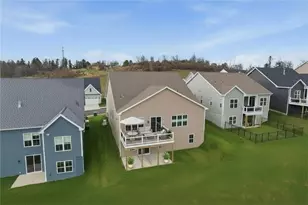 2017 Froman Dr, Economy, PA 15005 - Photo 30