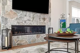 2017 Froman Dr, Economy, PA 15005 - Photo 12