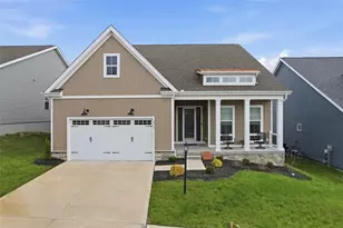 2017 Froman Dr, Economy, PA 15005 - Photo 1