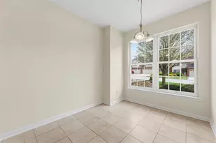 1251 Crest Dr, Collier Township, PA 15071 - Photo 8