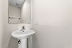 1251 Crest Dr, Collier Township, PA 15071 - Photo 20