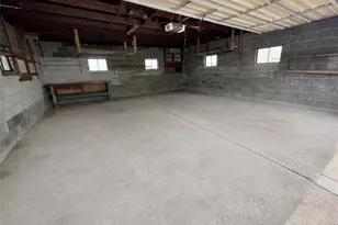 309 Emerson St, Vandergrift, PA 15690 - Photo 36