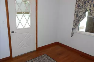 2979 Raymond Ave, Derry Township, PA 15650 - Photo 14