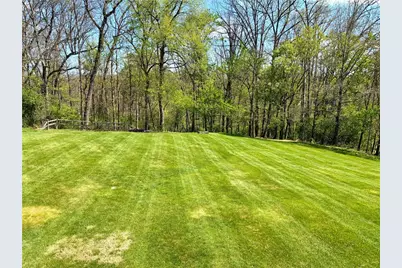 711 Montclair Drive, Allegheny Township, PA 15068 - Photo 8
