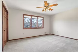 711 Montclair Dr, Allegheny Township, PA 15068 - Photo 20