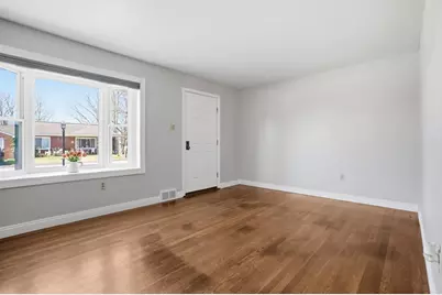 85 Valleyview Dr, Economy, PA 15003 - Photo 8