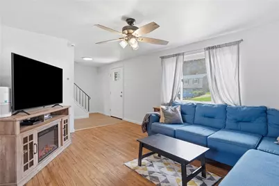 5123 Elmwood Dr, Pittsburgh, PA 15227 - Photo 4