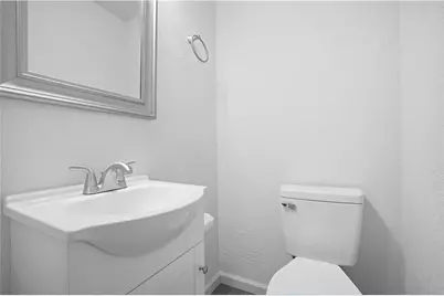 5123 Elmwood Dr, Pittsburgh, PA 15227 - Photo 12