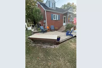 1418 Lakeside Dr, Pittsburgh, PA 15101 - Photo 2