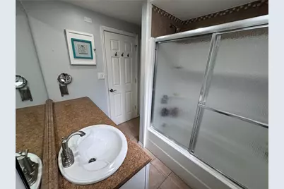 1418 Lakeside Dr, Pittsburgh, PA 15101 - Photo 14