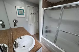 1418 Lakeside Dr, Pittsburgh, PA 15101 - Photo 14