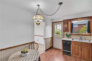 105 Northumberland Dr, Hempfield Township, PA 15642 - Photo 8