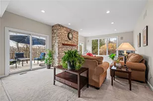 59 Collinwood Dr, Pittsburgh, PA 15215 - Photo 14