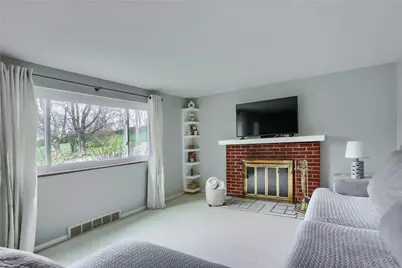 1894 Oakbine Avenue, Moon/Crescent Twp, PA 15108 - Photo 8