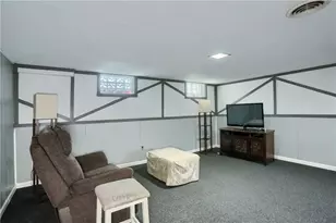 1894 Oakbine Ave, Moon/Crescent Twp, PA 15108 - Photo 30