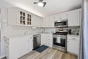 153 Revere Dr, Pittsburgh, PA 15236 - Photo 8