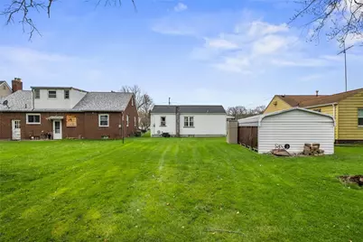 1104 Leslie St, Sharon, PA 16146 - Photo 14