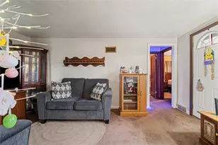 1104 Leslie St, Sharon, PA 16146 - Photo 2