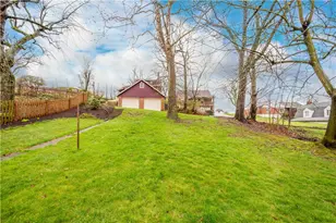 1085 Magnolia Dr, South Strabane, PA 15301 - Photo 32