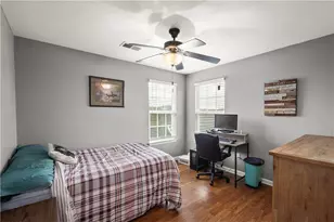 406 Hindman Dr, Jefferson Hills, PA 15025 - Photo 16