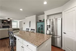 406 Hindman Dr, Jefferson Hills, PA 15025 - Photo 8