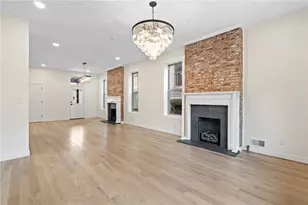 5522 Jackson St, Pittsburgh, PA 15206 - Photo 2