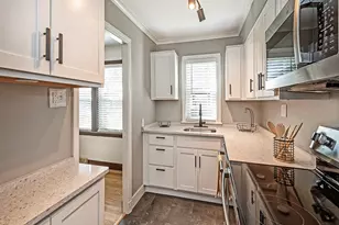 333 Fetzer St, Pittsburgh, PA 15211 - Photo 10