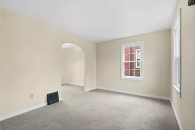 648 Elm Dr, Pittsburgh, PA 15147 - Photo 4