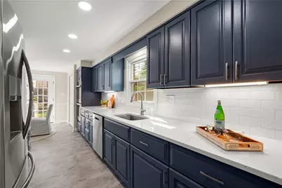 1285 Greystone Dr, Pittsburgh, PA 15241 - Photo 14