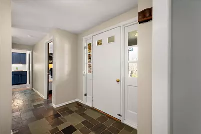 1285 Greystone Dr, Pittsburgh, PA 15241 - Photo 2