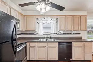 206 Martin Ave, Ellport, PA 16117 - Photo 14