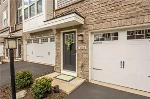 4031 Crown Dr, South Park, PA 15129 - Photo 2