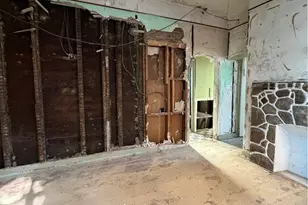 124 Quincy Ave, Pittsburgh, PA 15210 - Photo 4