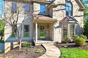 2121 W Grove Dr, Pine Township, PA 15044 - Photo 2