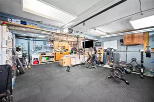 5783 Glen Ora Dr, Bethel Park, PA 15102 - Photo 36