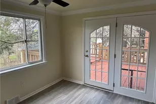 324 Redwood St, Pittsburgh, PA 15210 - Photo 14