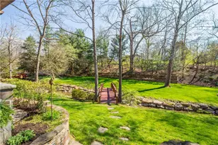 79 Alexander Dr, Peters Township, PA 15317 - Photo 4