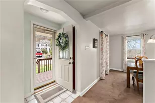 216 Maryland Dr, Pittsburgh, PA 15116 - Photo 4