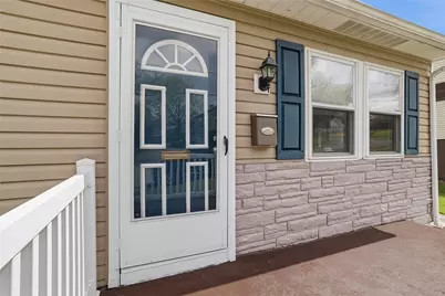 1940 Rhode Island Ave, Hopewell Township, PA 15001 - Photo 4