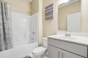 430 Dana Dr, Pittsburgh, PA 15068 - Photo 8