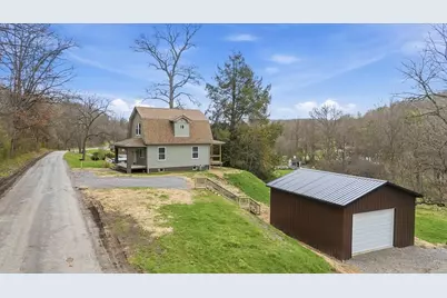 190 Stitt Rd, Chippewa Township, PA 15010 - Photo 2