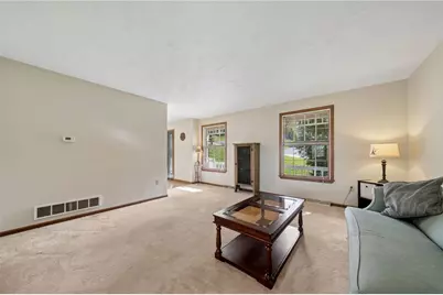 3239 Ridgeway Rd, Unity Township, PA 15601 - Photo 4