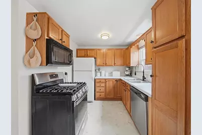 134 York Way, Center Township, PA 15061 - Photo 6