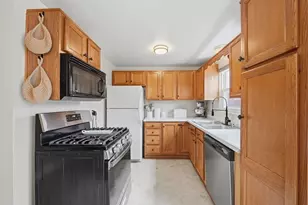 134 York Way, Center Township, PA 15061 - Photo 6