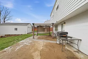 134 York Way, Center Township, PA 15061 - Photo 20