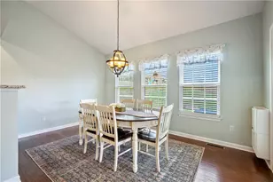 607 Saddle Ct, Moon/Crescent Twp, PA 15108 - Photo 10