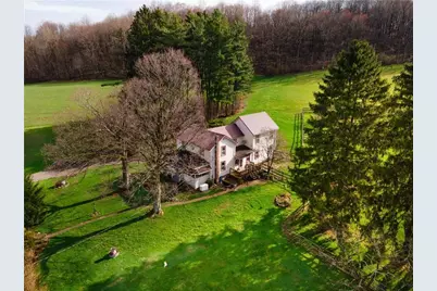 2420 Angus Road, Wayne Township, PA 16242 - Photo 2