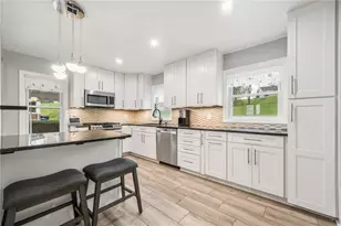 1395 Peterson Dr, Jefferson Hills, PA 15025 - Photo 10