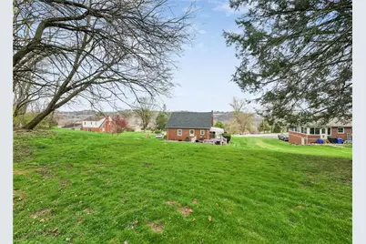 1395 Peterson Dr, Jefferson Hills, PA 15025 - Photo 30